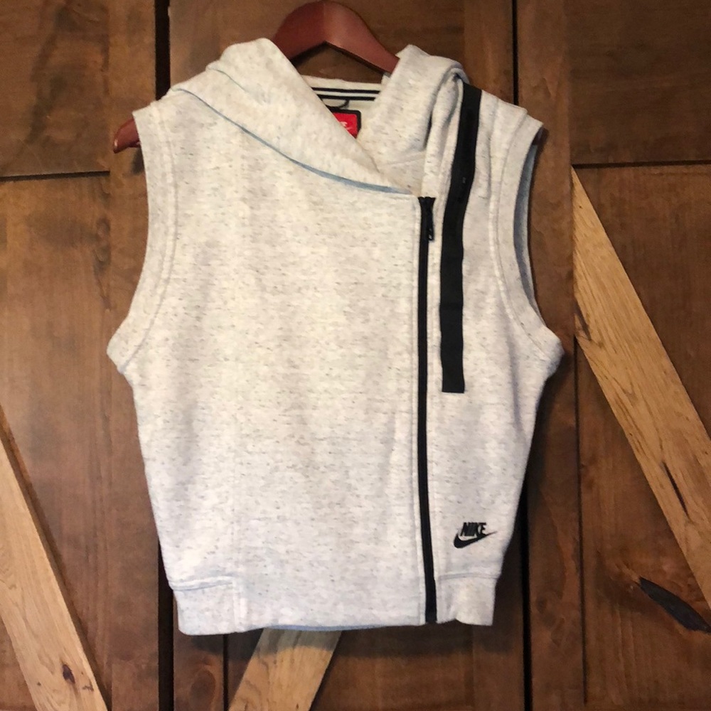 Nike hooded vest